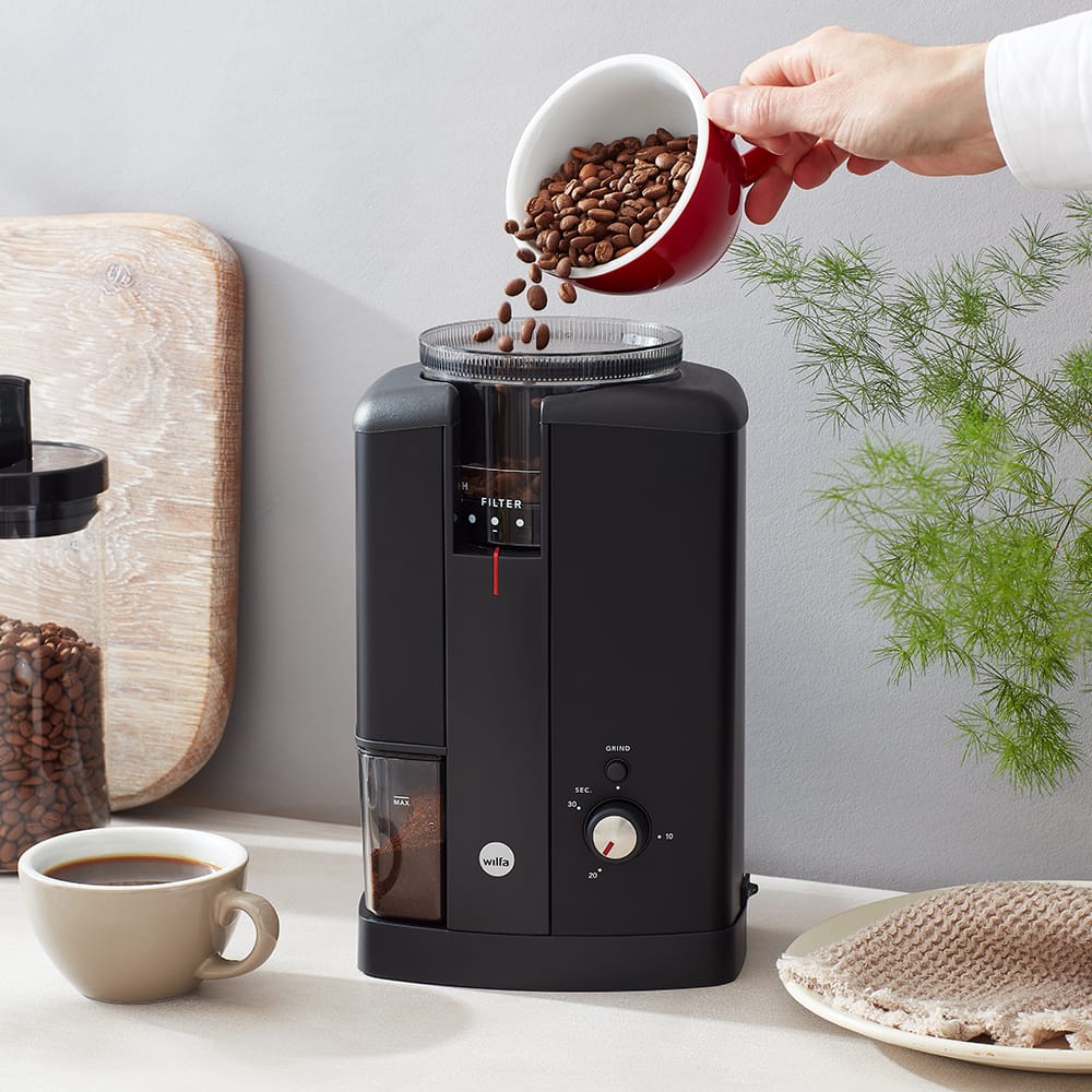 
                      
                        Wilfa Svart Aroma Precision Coffee Grinder (Black)
                      
                    